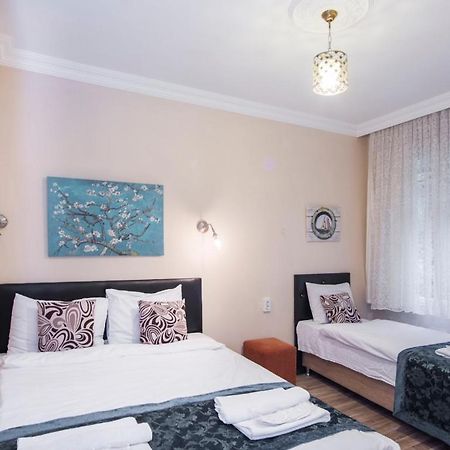 Divan Wooden Guesthouse Истанбул Екстериор снимка