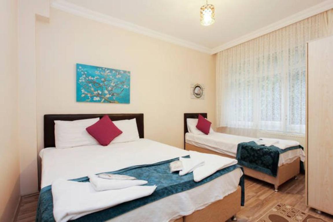Divan Wooden Guesthouse Истанбул Екстериор снимка