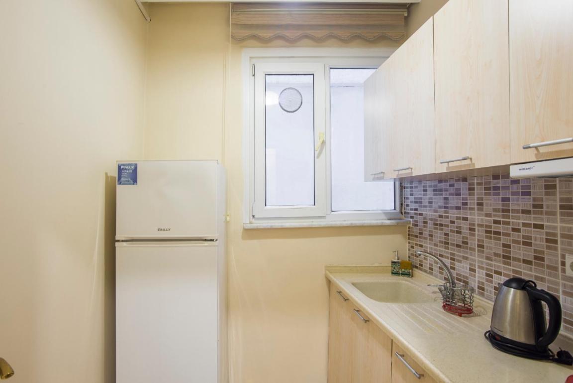 Divan Wooden Guesthouse Истанбул Екстериор снимка